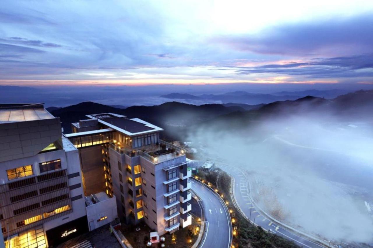 Hilltop Cloud View Genting Luxury Suite Genting Highlands Exterior foto